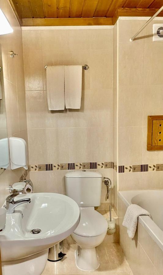 Pirin Golf Private Apartments & Studios Razlog Exterior photo