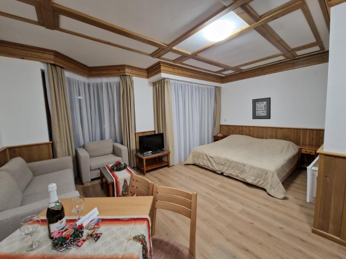 Pirin Golf Private Apartments & Studios Razlog Exterior photo